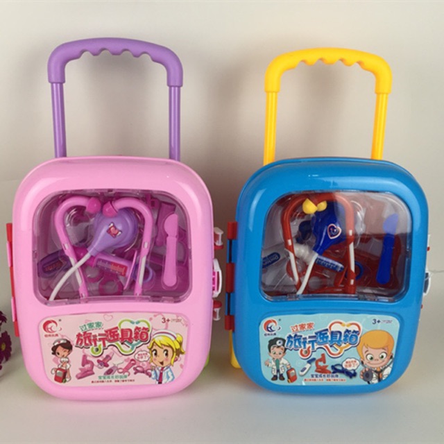 Vali bác sĩ đồ chơi