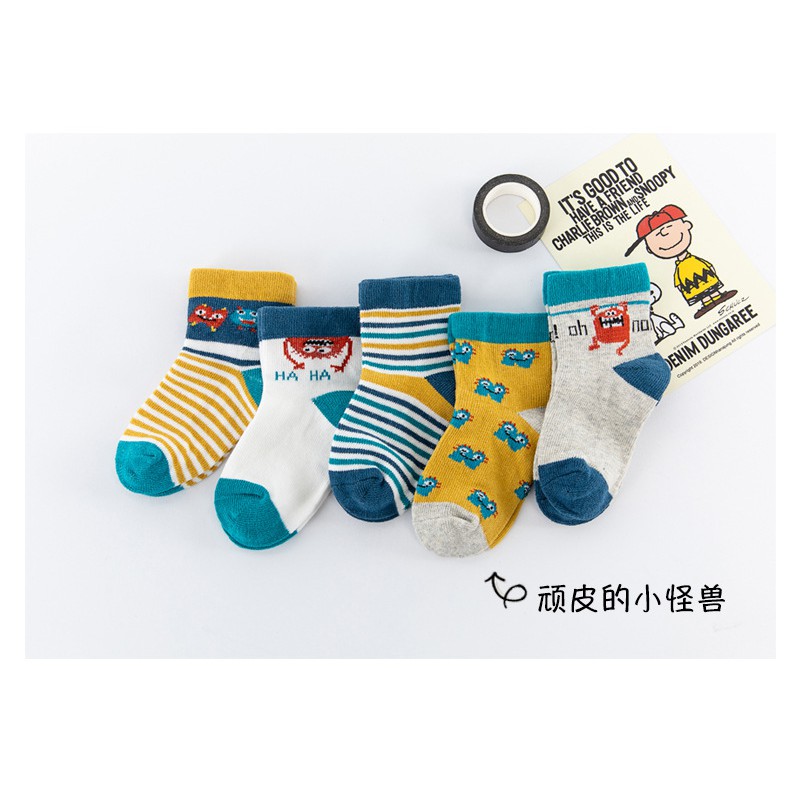 Set 5 đôi tất len 3 CHIỀU co dãn tốt và cực âp cho bé từ 0-5 tuổi