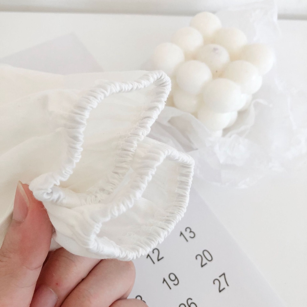 Bộ áo liền quần dài tay dạng phồng kèm nón xinh xắn cho bé gái sơ sinh