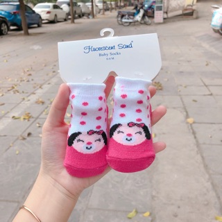 Set 4 tất vớ cho bé sơ sinh (0-6 tháng)
