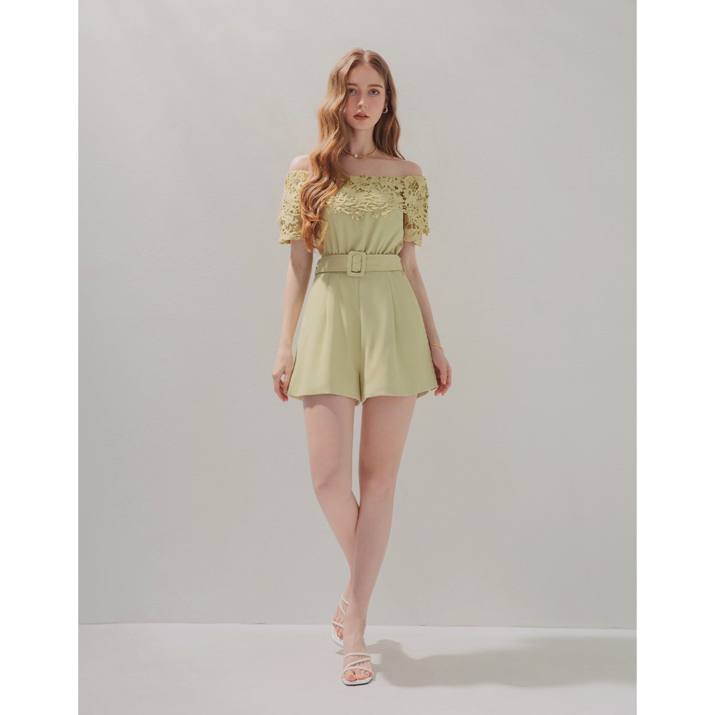 Jumpsuit trễ vai viền ren (kèm belt) nữ Air Space 2120128033