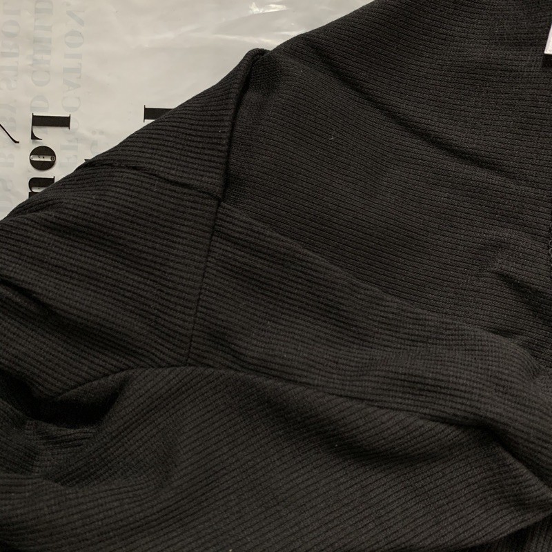 ĐẦM ÔM CỔ VUÔNG CHẤT LIỆU THUN GÂN | BigBuy360 - bigbuy360.vn