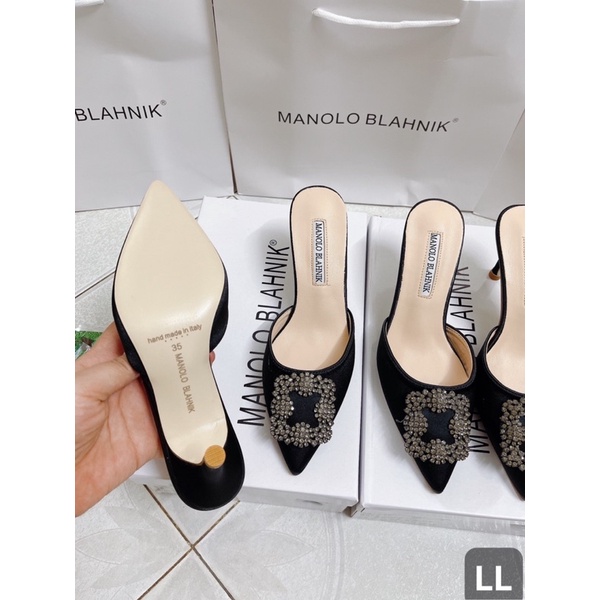 Sục lụa mũi nhọn Manolo hàng hộp cứng túi