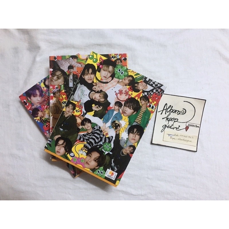 Nct 2020 album Hot Sauce đã khui seal, không photocard như hình.
