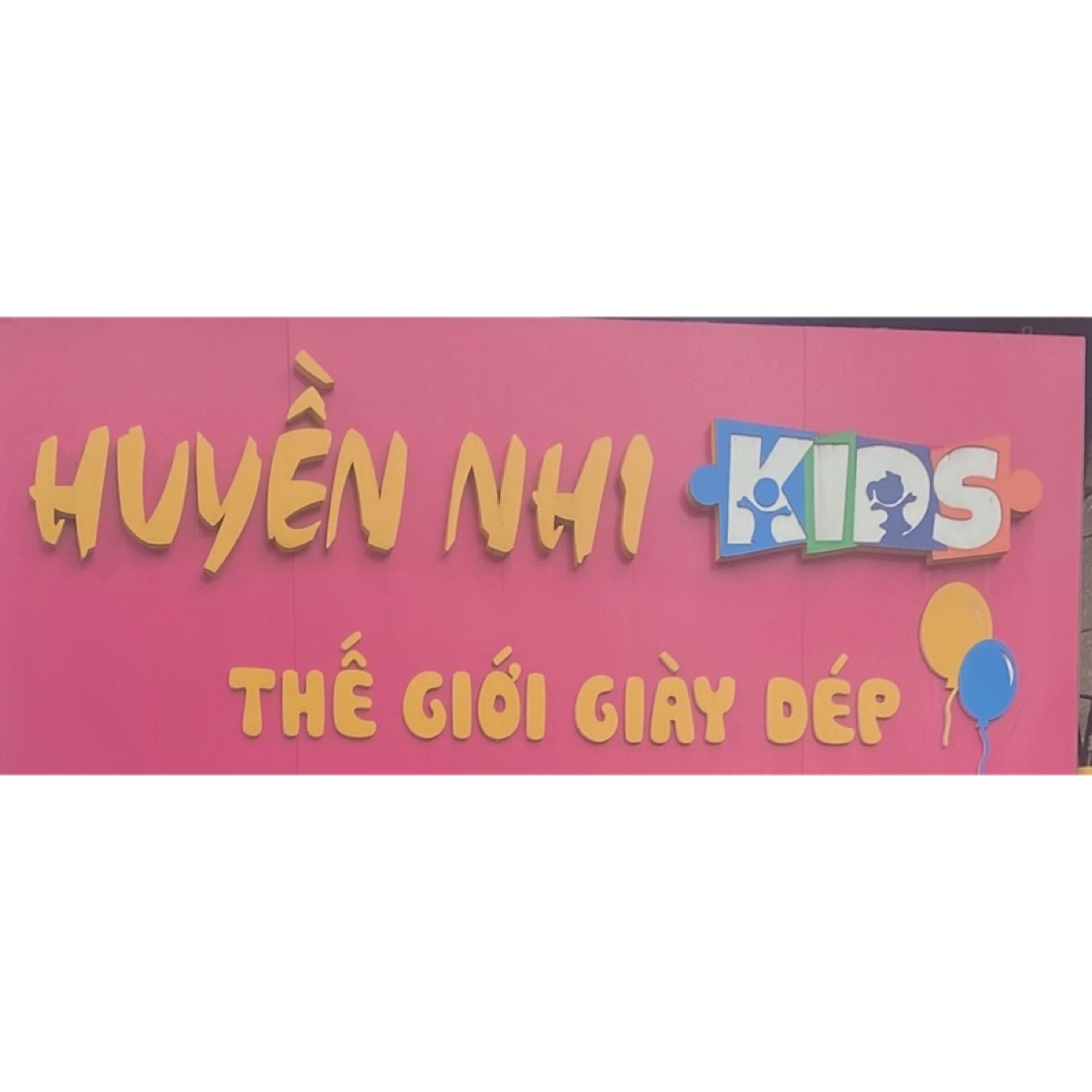 Huyền Nhi Kids