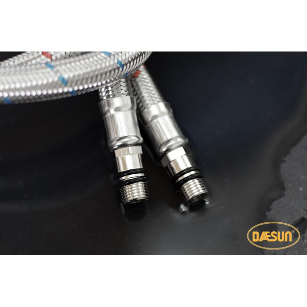 VÒI CHẬU LAVABO NÓNG LẠNH DAESUN DS 3224 .