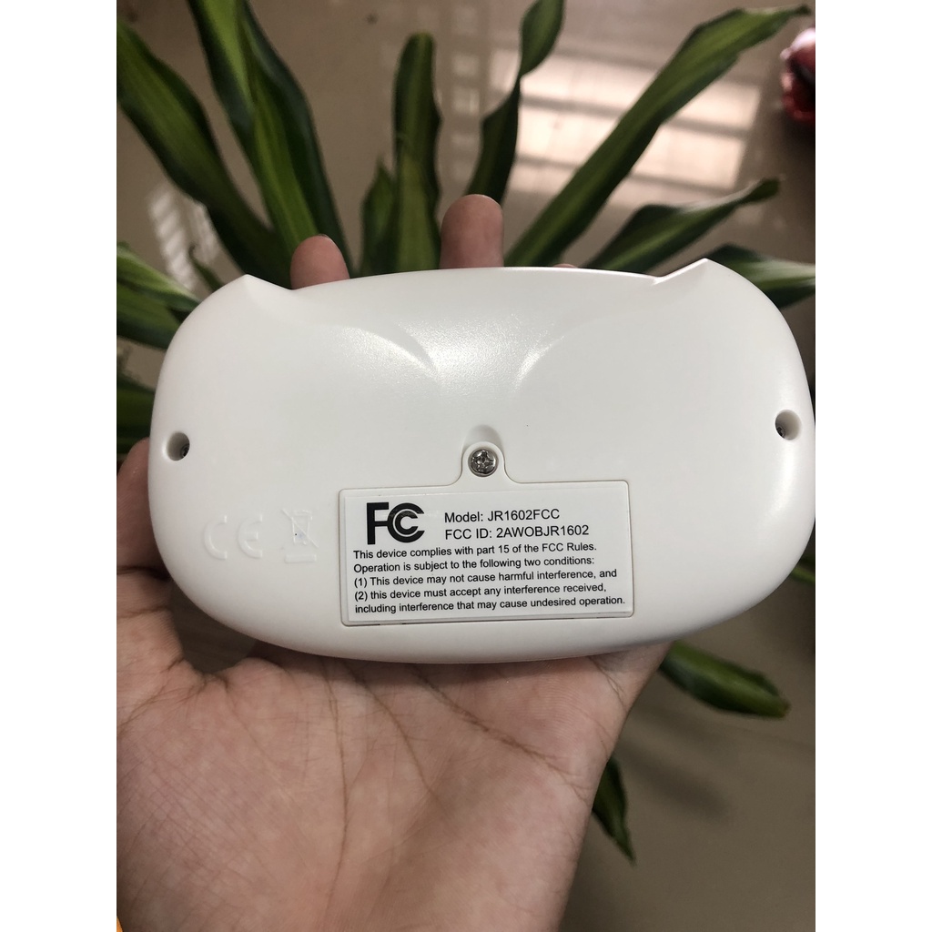 Điều khiển xe ô tô điện trẻ em 2.4G