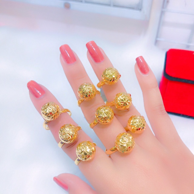 Nhẫn nữ kiểu bi dát vàng 18k mẫu mới