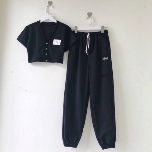 set đồ áo croptop nút giả và quần jogger SPUN cá tính 0089