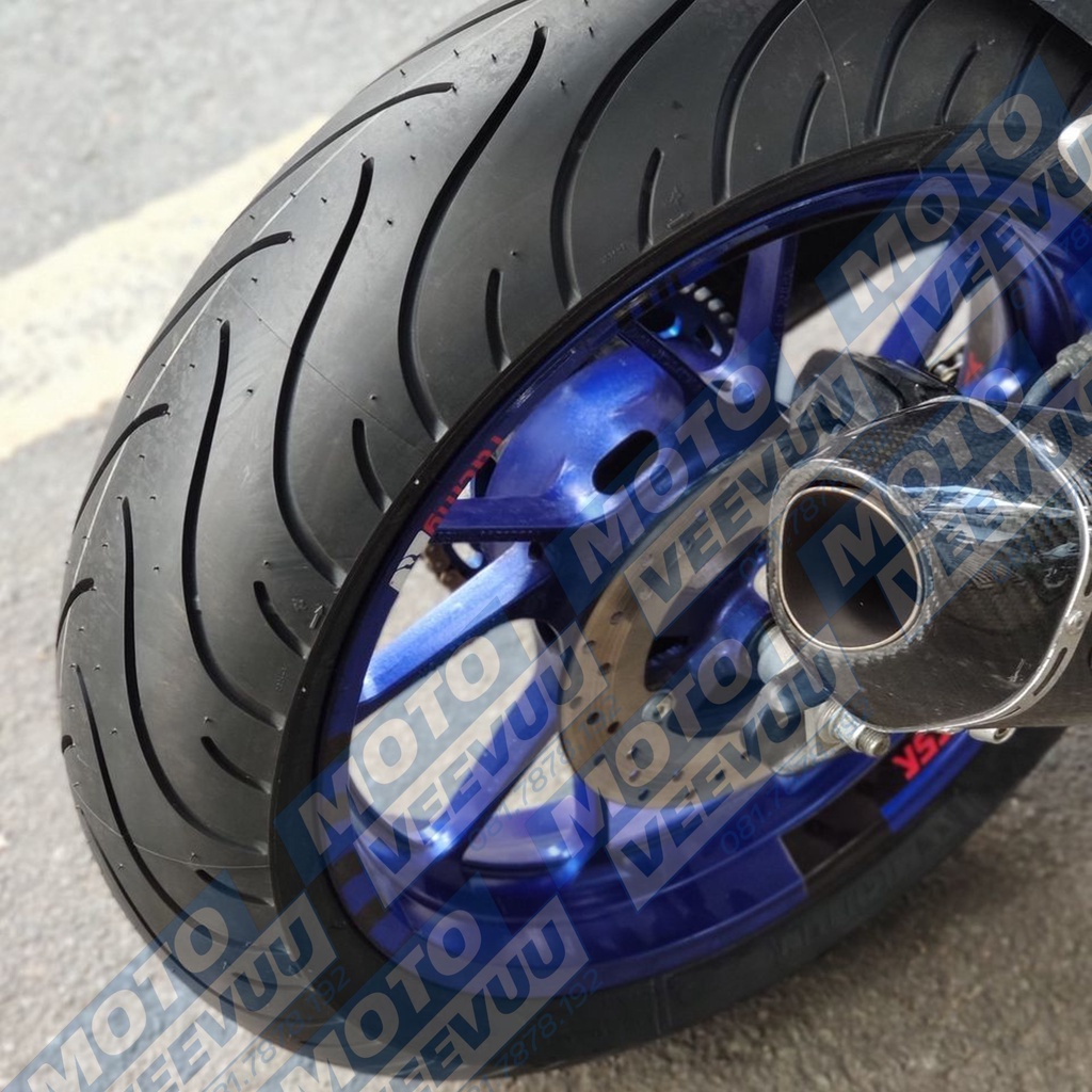 Vỏ lốp xe máy Michelin 180/55ZR17 TL Pilot Street Radial ( 180/55-17 )