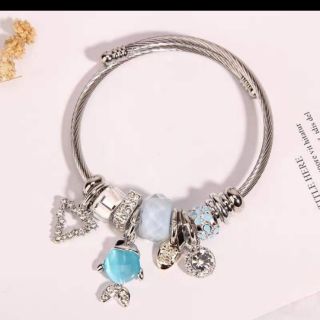 vòng tay charm