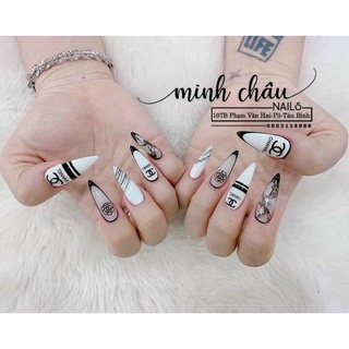 Móng úp thiết kế tặng kèm keo dũa Nail.