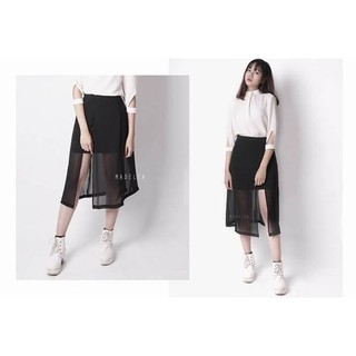 Váy xẻ tà cho nữ