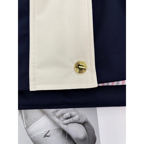 Áo khoác mùa đông dáng dài dày dặn và ấm áp thương hiệu Thom Browne cao cấp mẫu mới 2021