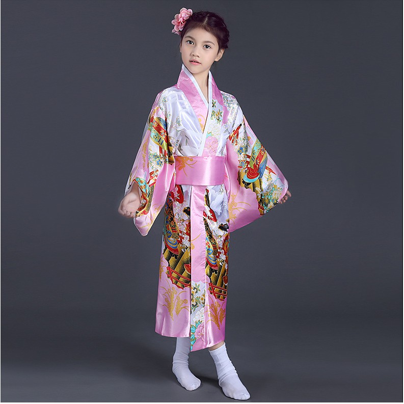 Yukata kimono cho bé gái . Hàng đặt trước 10 ngày.