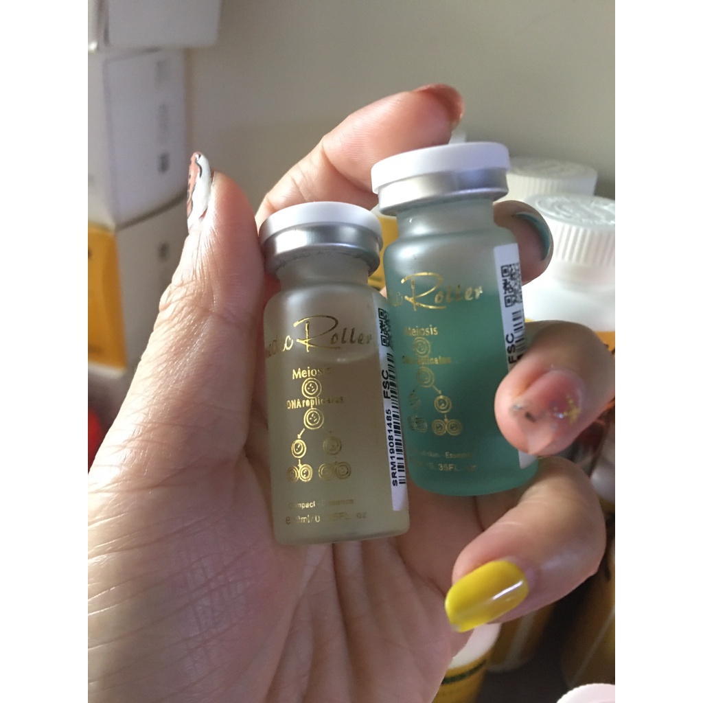 Serum dưỡng thâm màu xanh