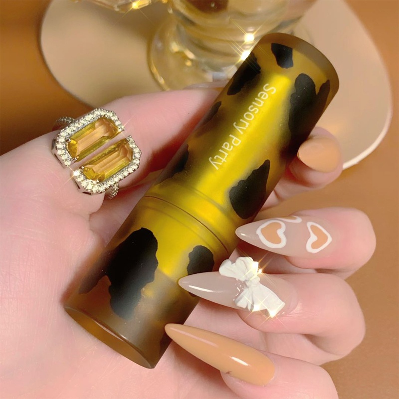 Son Kem Lì Chống Nước Chống Dính Cốc Lâu Phai Thiết Kế Vỏ Son Họa Tiết Da Báo Độc Đáo