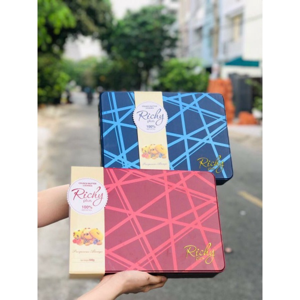 (Date mới)Bánh Richy hộp thiếc chữ nhât 500g