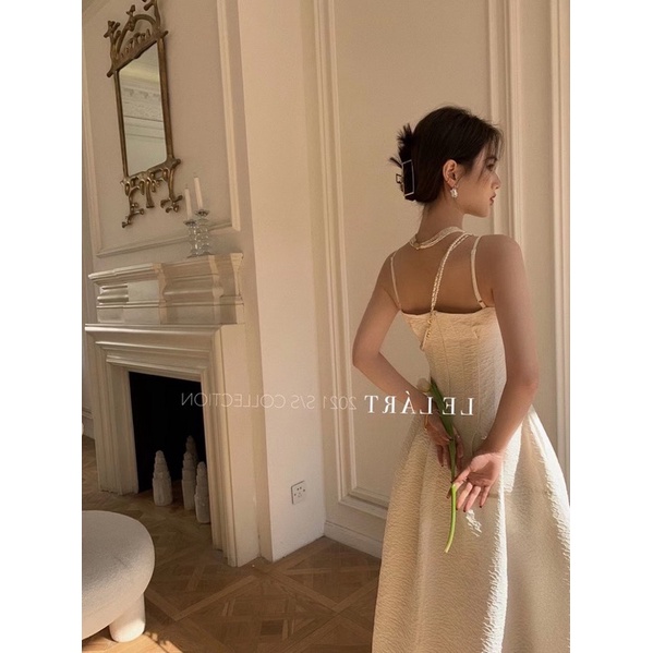 - Đầm 2 dây midi tiểu thư 2 màu đen,trắng