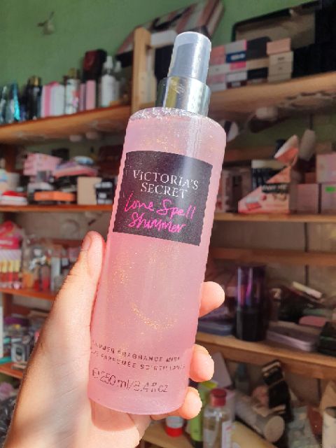 Xịt Vic Nhũ Kim Tuyến mẫu mới | BigBuy360 - bigbuy360.vn