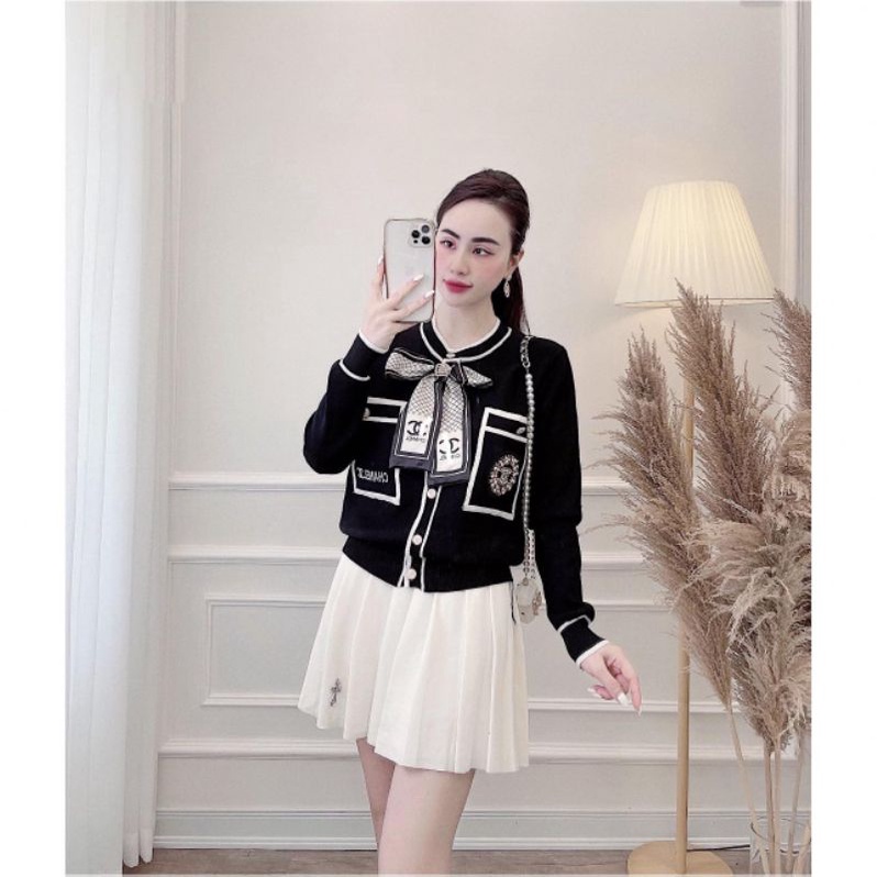 Áo Len Nữ Ms.3467 Áo Dáng Lửng Phối Viền Đen Cá Tính, Kết Hợp Túi Hai Bên Cũng Logo Nôit Bật, Chất Len Mềm Mịn