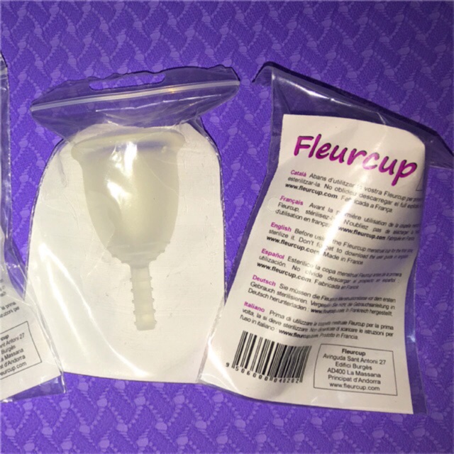 Cốc nguyệt san Fleur cup - của Pháp (Tặng cốc tiệt trùng, 10 viên tiệt trùng )