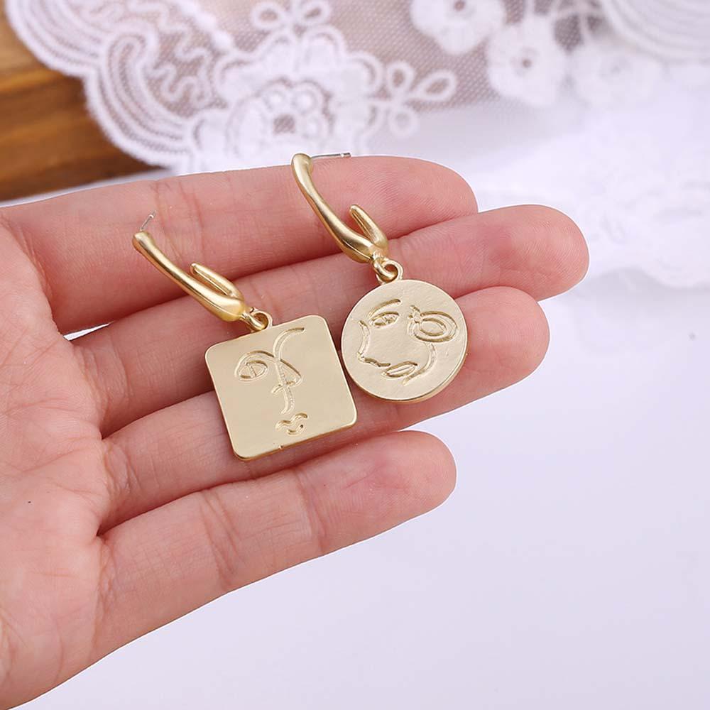 Khuyên Tai Kim Loại Hình Vuông Phong Cách Vintage Cá Tính