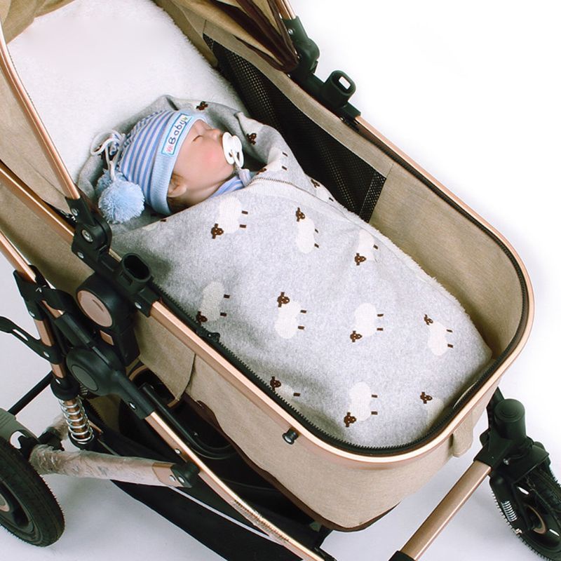 Chăn Quấn Em Bé Bằng Len Họa Tiết Lạc Đà Hoạt Hình Dễ Thương