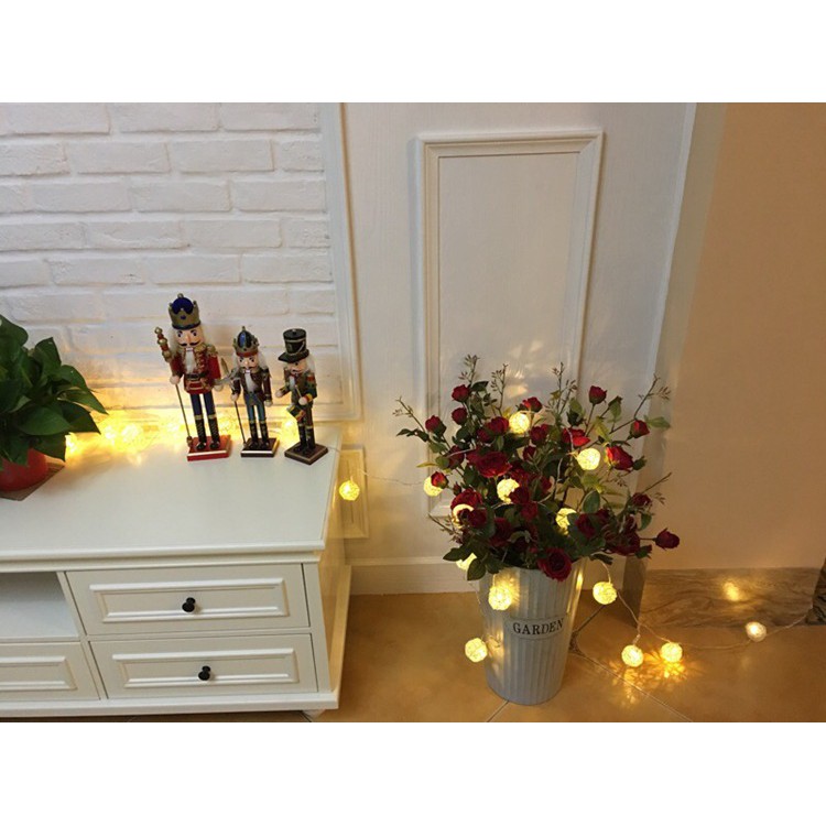 Đèn cầu mây thái lan 10 bóng, 20 bóng (màu trắng) quả cầu size 5cm | BigBuy360 - bigbuy360.vn