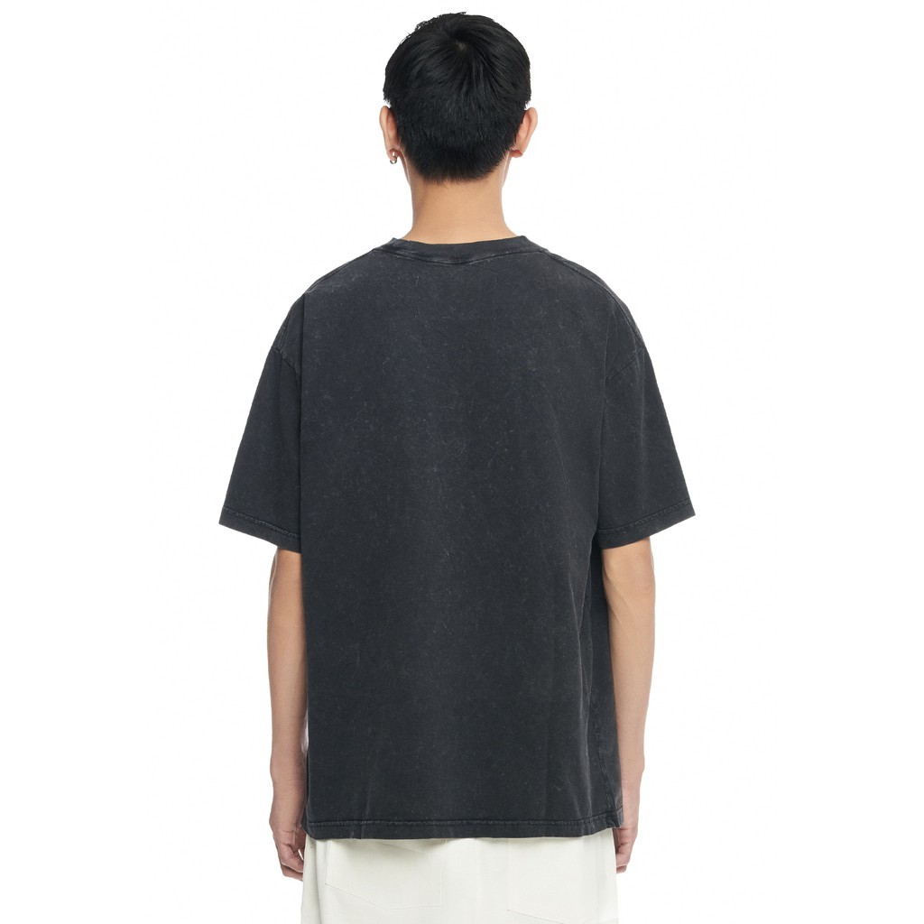 Áo thun nam ngắn tay Beuter André De Dienes Black Washed T-Shirt - The Beuter | BigBuy360 - bigbuy360.vn