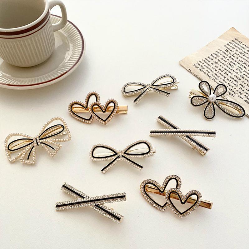 Kẹp Tóc Hình Nơ Đính Ngọc Trai Xinh Xắn