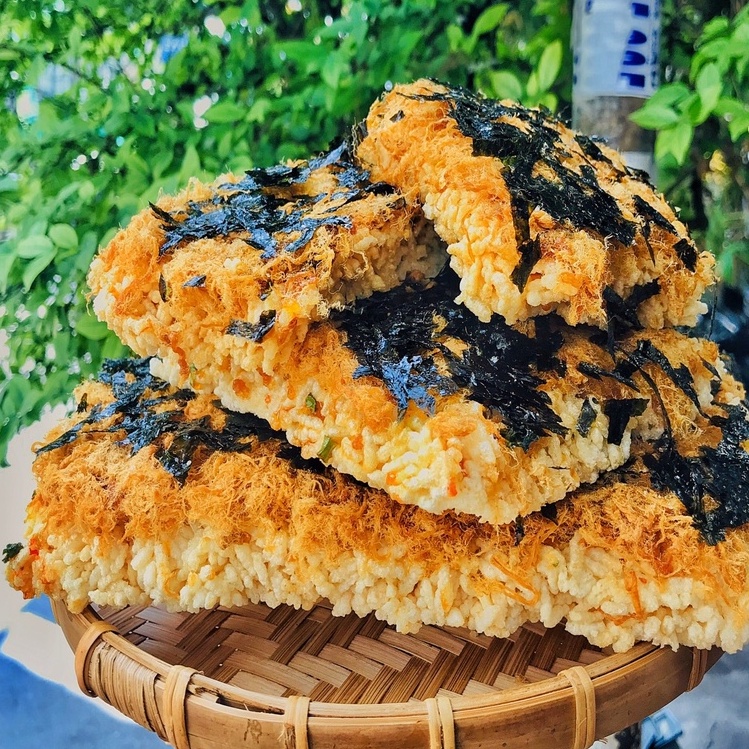 1kg 4 gói cơm cháy chà bông rong biển