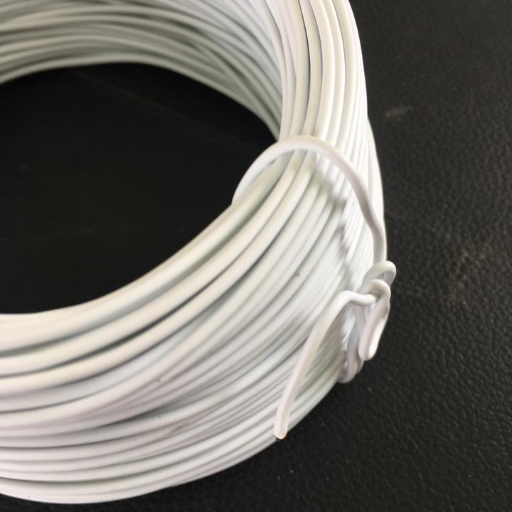 Cuộn 90m dây kẽm bọc nhựa dùng buộc cành, buộc đồ vật đường kính lõi 0,55mm