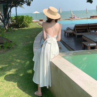 (HÀNG SẴN) Váy maxi trắng đi biển mùa hè hở lưng đan chéo gợi cảm thắt nơ vintage mùa hè