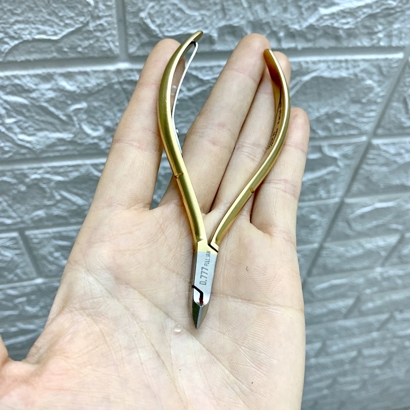 Kìm nhặt da D777 Kềm nghĩa kềm cắt da D777