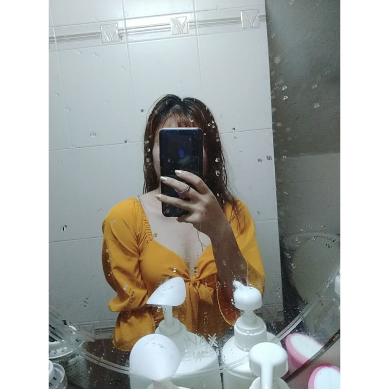 Áo croptop nữ tay loe có mút ngực kèm ảnh khách mang