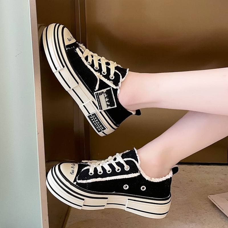 Giày bò rách nữ, giày sneaker nữ vải bò rách viền siêu hot hít