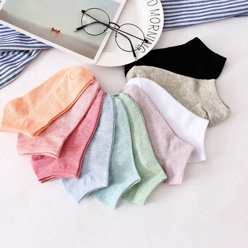Đôi vớ cotton màu trơn chống trơn cổ ngắn thiết kế mềm mại