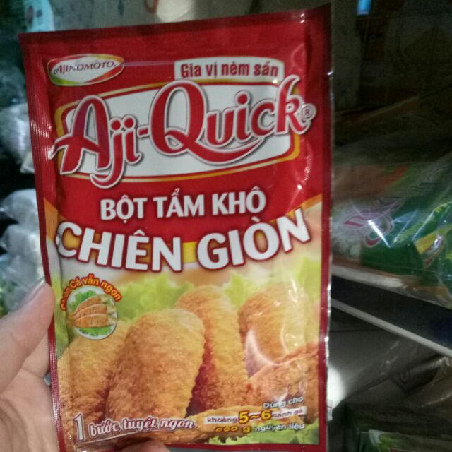 Một gói bột tẩm khô chiên giòn Aji Quick 42g