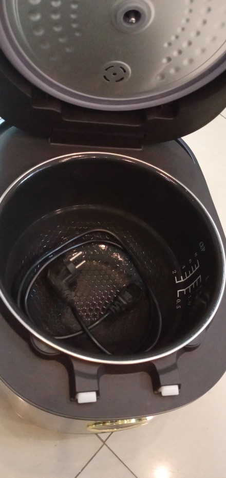 Nồi cơm điện cao tần Kangaroo KG599N