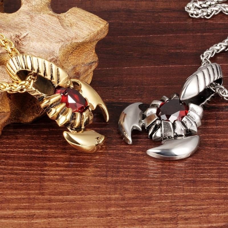 Vòng cổ mặt hình bọ cạp đính đá đỏ phong cách steampunk cổ điển cho nam