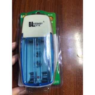 Deal hot - sạc pin vuông đa năng bluebaby.