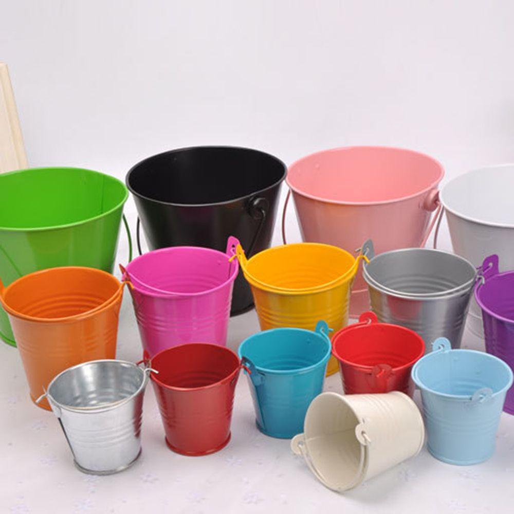 Chậu Hoa Treo Hàng Rào Tiện Dụng