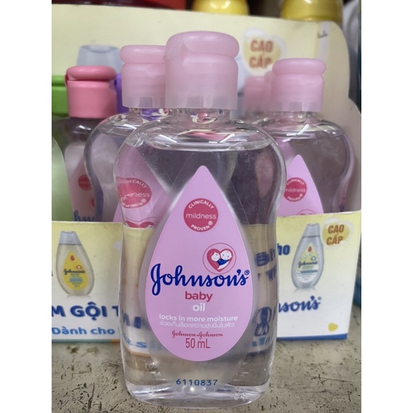 Dầu massge dưỡng ẩm cho bé Johnson’s Baby oil 50 ml