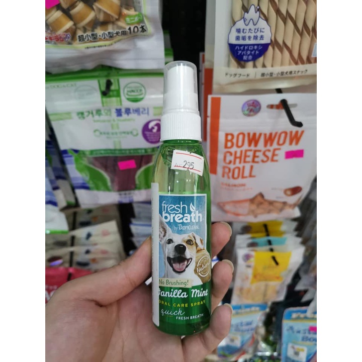 Xịt thơm miệng cho chó mèo Tropiclean 118ml xuất xứ Mỹ Tropiclean Fresh Breath Oral Care Spray