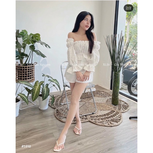 SET ÁO TRẮNG REN HOA RỚT VAI PHỒNG + SHORT