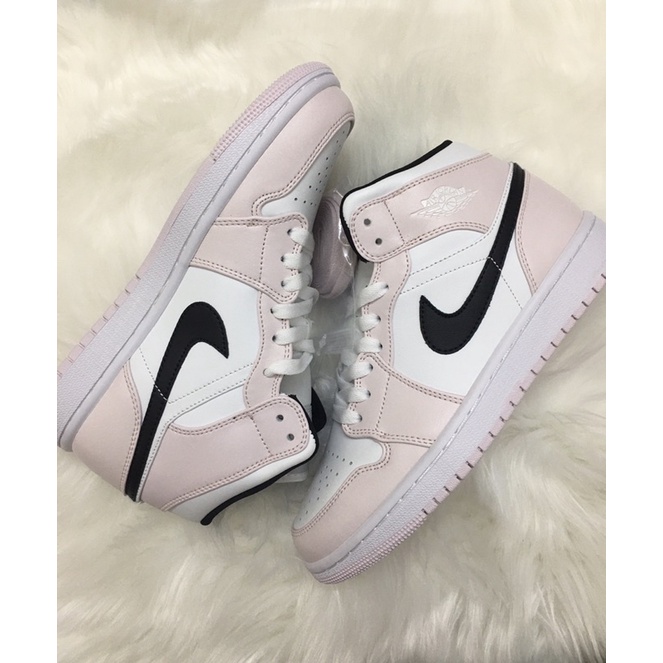 Giày AIR JORDAN 1 MID 'BARELY ROSE'