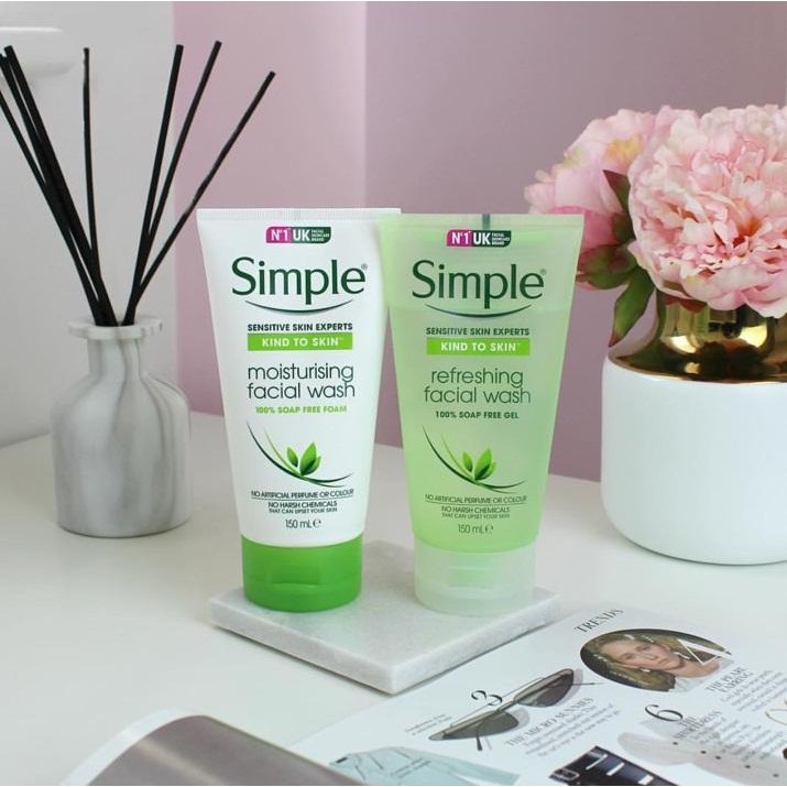 Sữa Rửa Mặt Dạng Gel Simple Kind To Skin Refreshing Facial Wash Gel, SRM sạch sâu Moisturising Facial Wash
