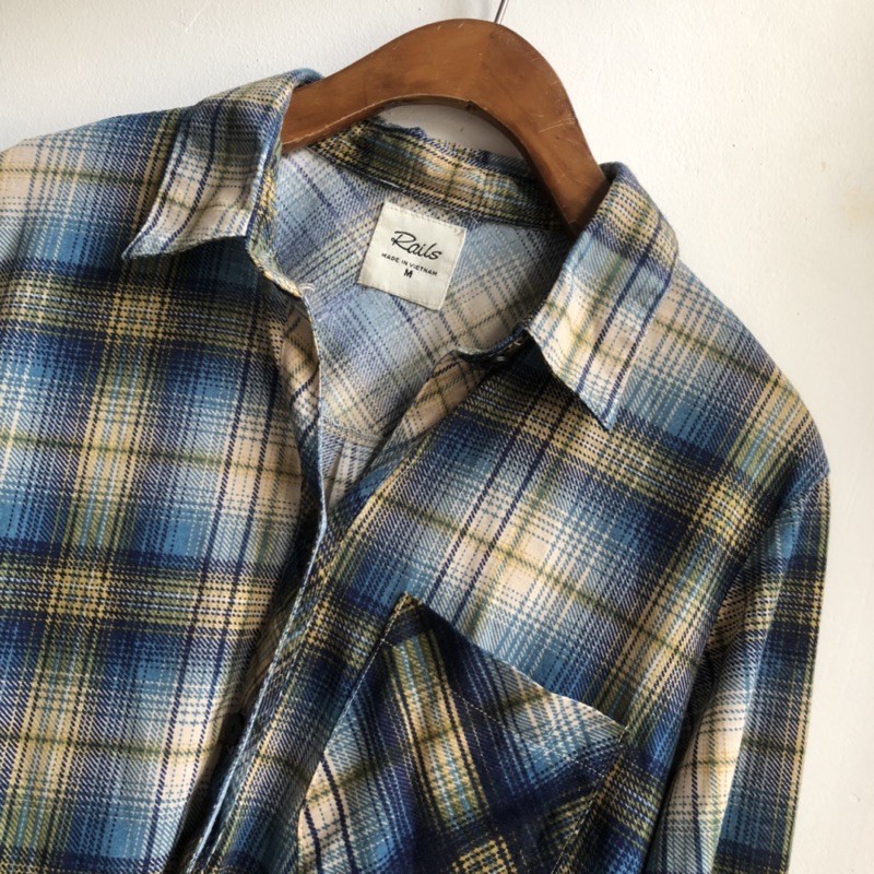 Áo sơ mi kẻ caro VNXK