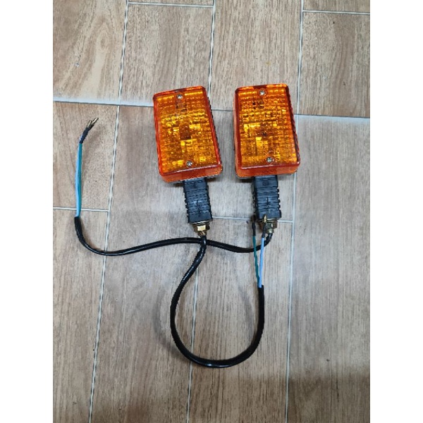 Củ xi nhan xe honda win 100